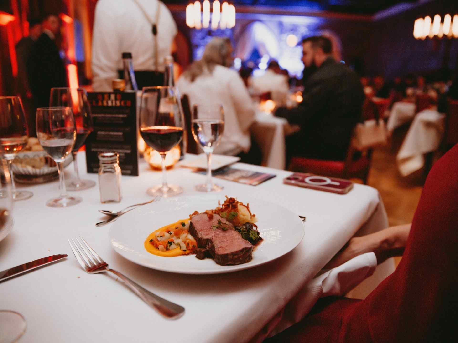 Musik-Dinner-Show Tina at the Castle Schloss Heidelberg Tribue to Tina Turner