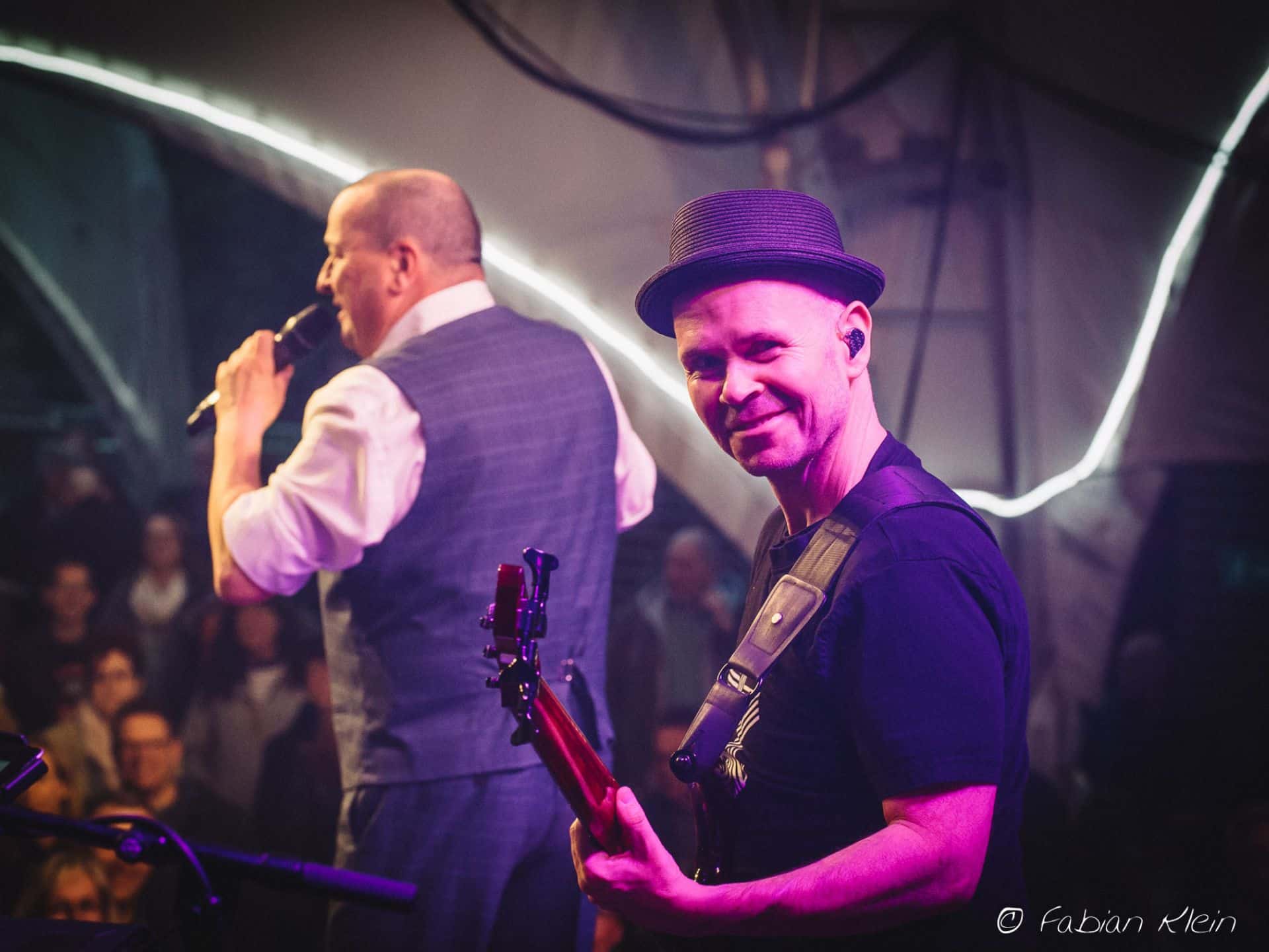 True Collins The music of Phil Collins mit Kay Scheffel Musik-Dinner-Show Heidelberger Schloss Martin Scharff