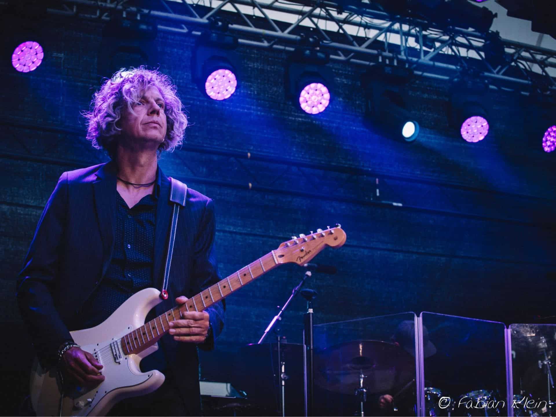 True Collins The music of Phil Collins mit Kay Scheffel Musik-Dinner-Show Heidelberger Schloss Martin Scharff