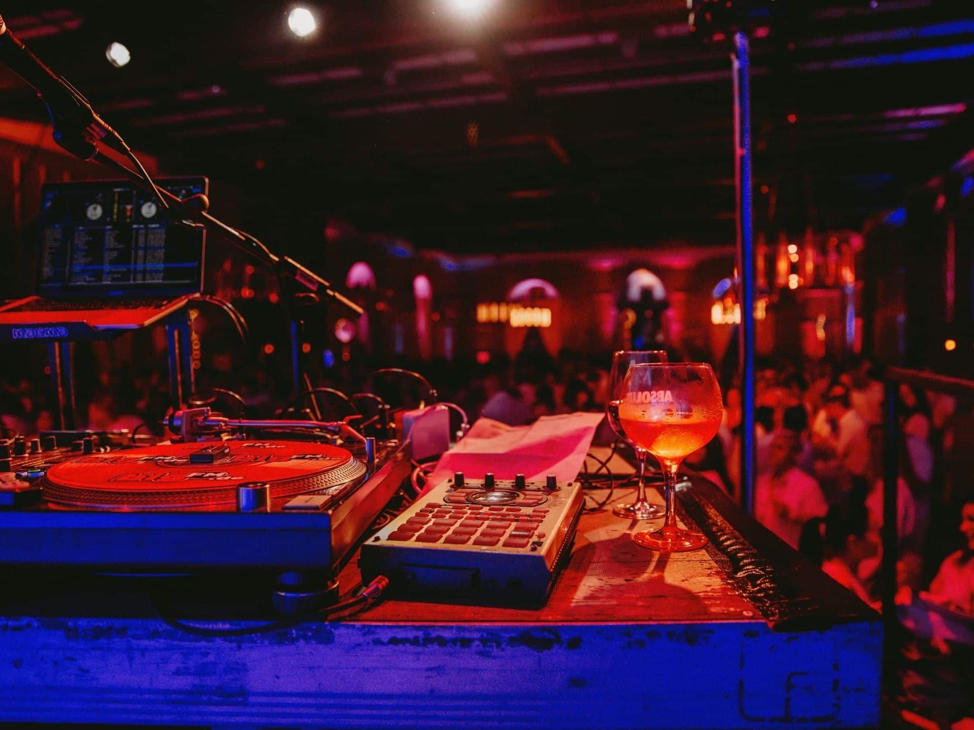 White-Night-ü30-party-heidelberger-schloss